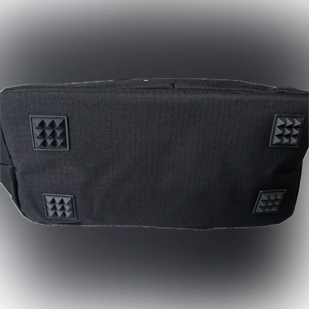 New Tommy Bahama Insulated Tote